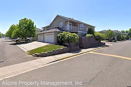 3170 Juniper Ridge Dr Photo 2