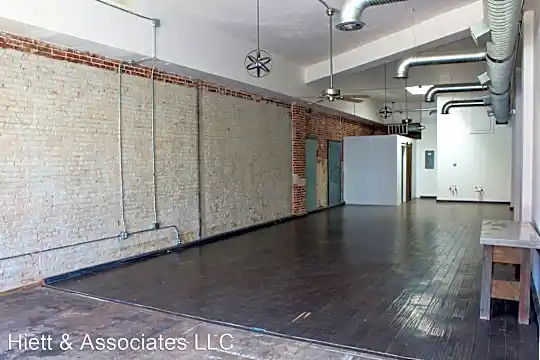 801 N Piedras St Photo 2