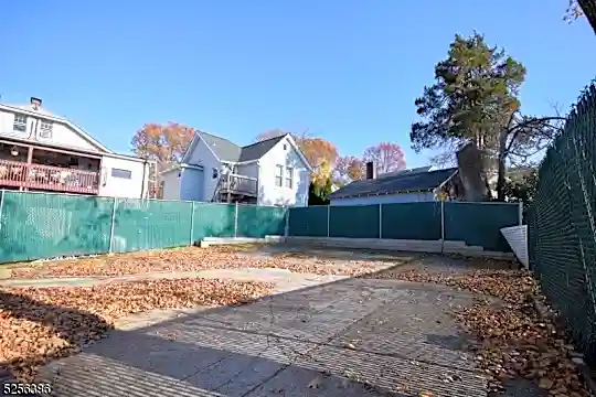62 Central Ave Photo 2