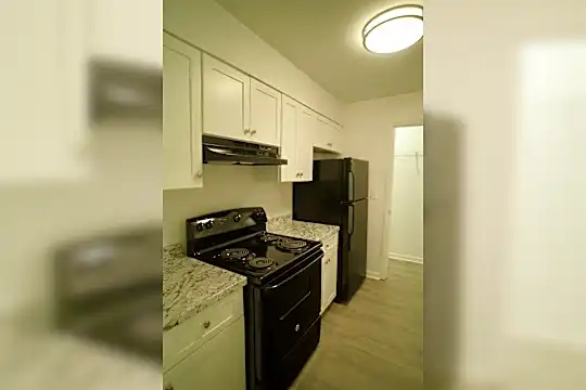 221 Sherry Dr Photo 1