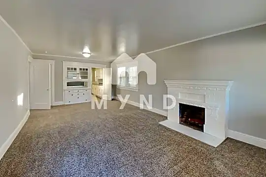 734 W 6Th Street Unit 1 Photo 2