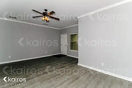 7131 Mosley St Photo 2