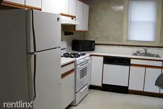 125 Highland Pl Photo 2
