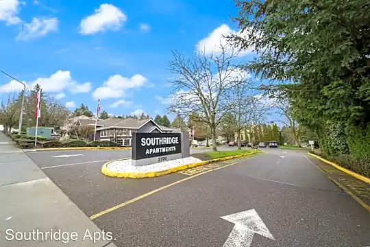 2700 S Meridian Photo 2