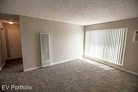 5500 Foothill Garden Ct Photo 2