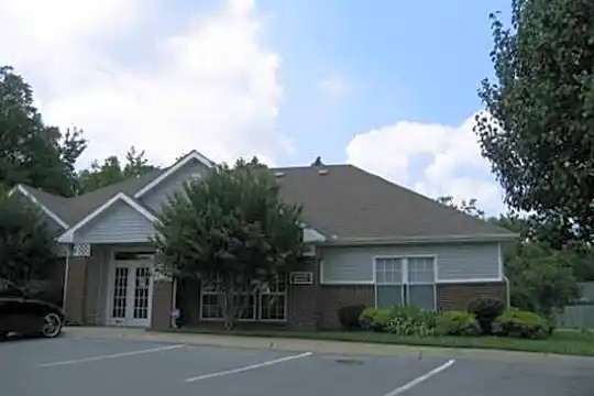 Arbor Pointe Apartments Photo 2