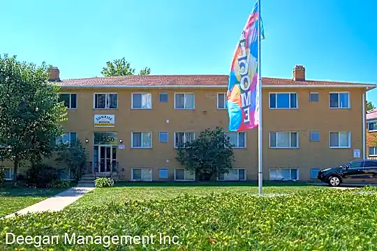 24350 Lakeshore Blvd Photo 2