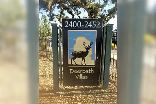 Deer Path Villas Photo 2