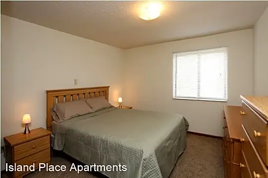 Island Place Apartments - On the River Photo 2