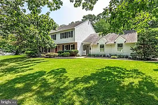 4887 Danielle Dr Photo 1