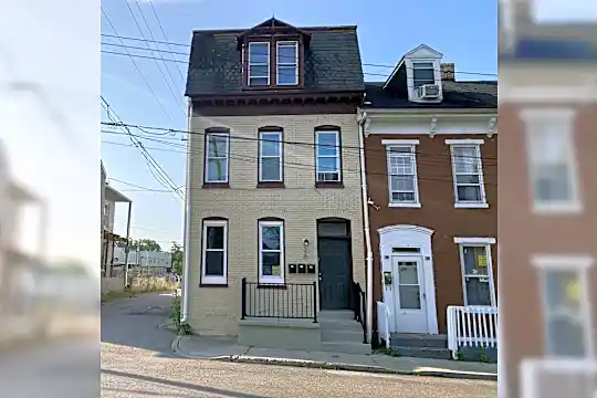 28 E Maple St Photo 1