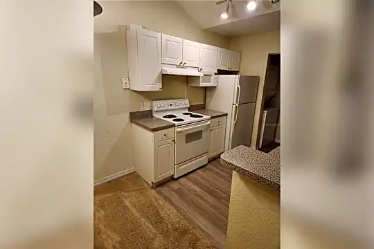 842 Grand Regency Pointe #207 Photo 2