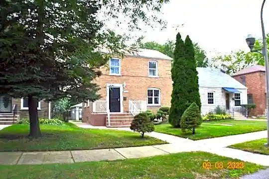 10846 S Buffalo Ave Photo 1