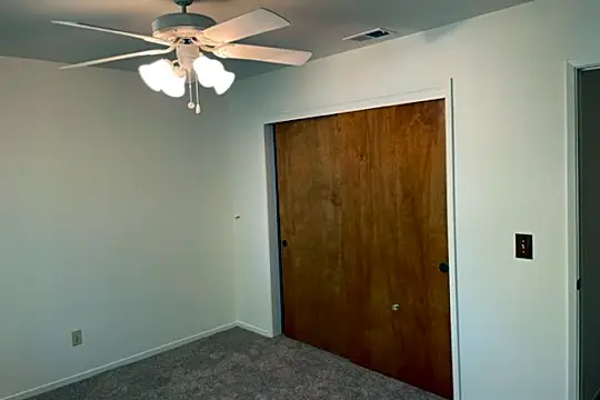8010 Santa Ynez Ave Photo 2