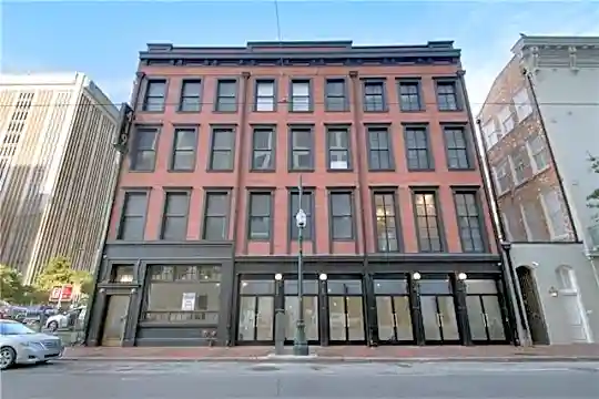 419 Carondelet St #403 Photo 1