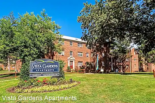 6024 Vista Dr Photo 1