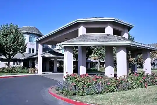 Sierra Hills Photo 1