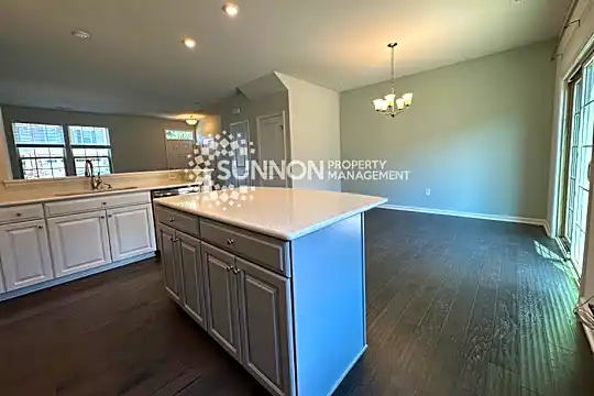 4127 Audubon Pk Dr Photo 2