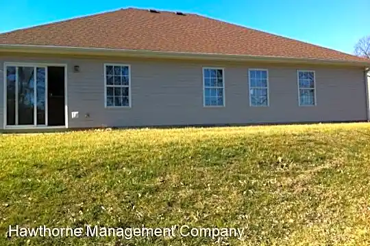 300 Searsport Dr Photo 2