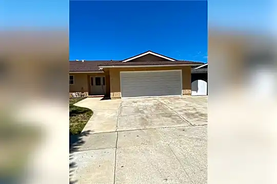 5331 Leland Cir Photo 2