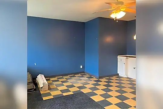 2969 E Main St Photo 2