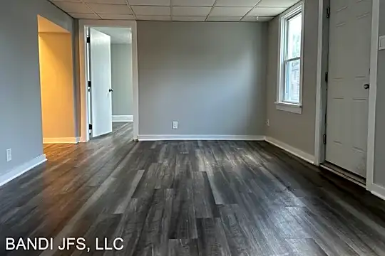 304 Fernwood Ave Photo 1
