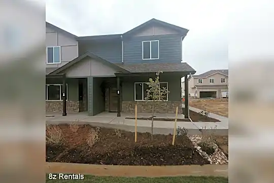 6605 4th St Rd Photo 2