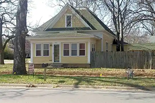 501 E Grant Ave