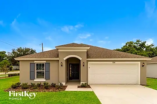 104 Southern Breeze Loop Photo 1
