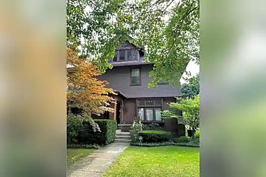 50 Westminster Rd Photo 1