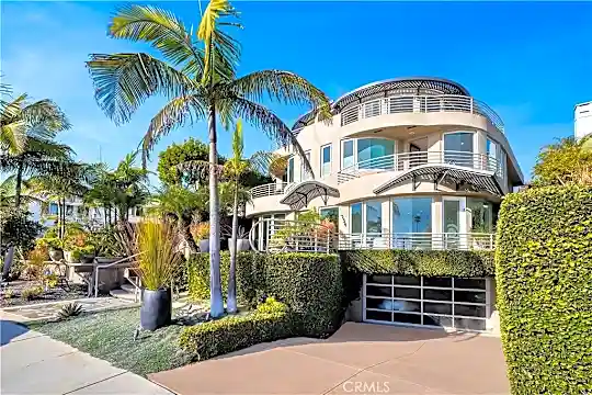 556 Cliff Dr #A Photo 1