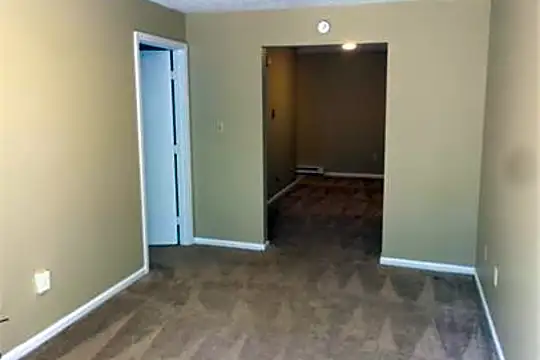 423 Gibson Ln Photo 1
