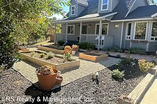 25908 Bear Valley Rd Photo 1