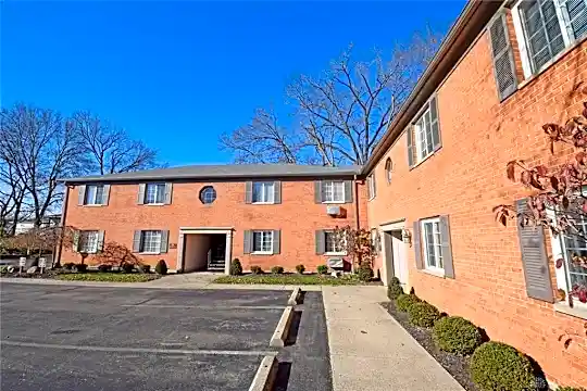 5359 Dunmore Dr Photo 1