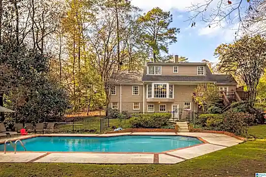 3651 Dunbarton Dr Photo 2