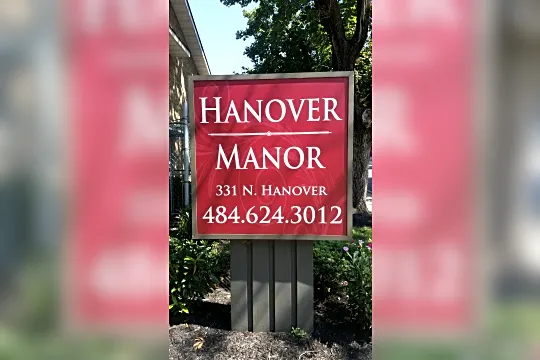 Hanover Manor 331 N. Hanover Photo 2