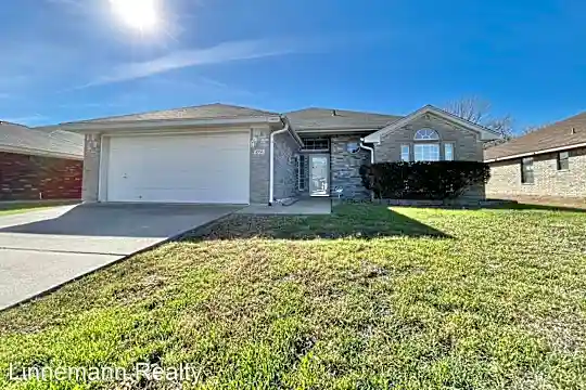 4706 Jim Ave Photo 1
