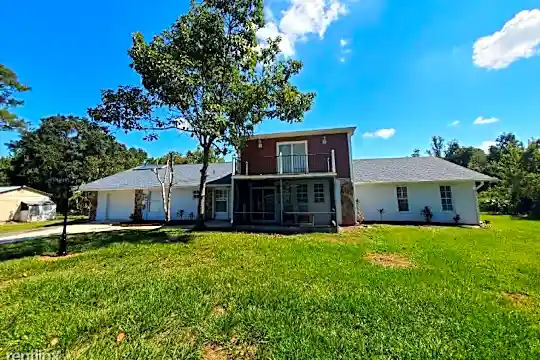 2151 N Goodman Rd Photo 1