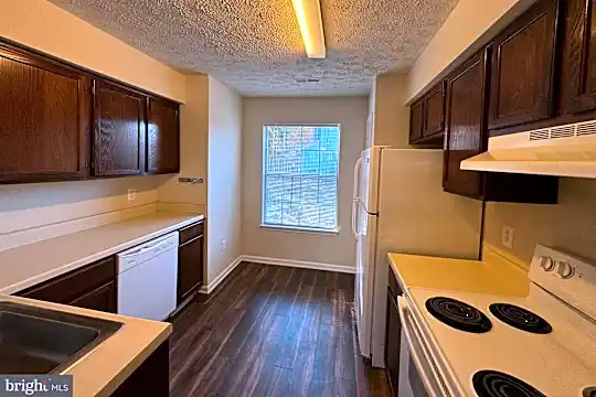 11135 Stalbridge Ct Photo 2