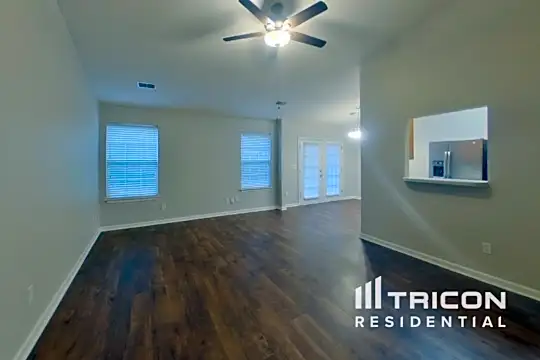 163 Cogburn Road Photo 2
