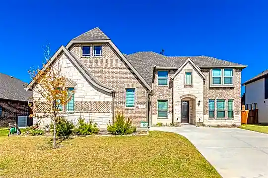 522 Birch Grv Dr Photo 1