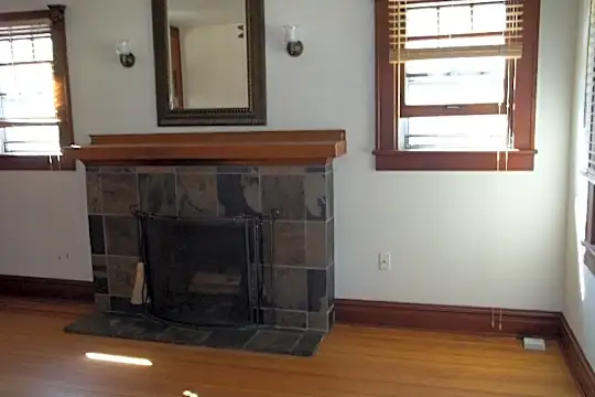 416 E Kentucky Ave Photo 2