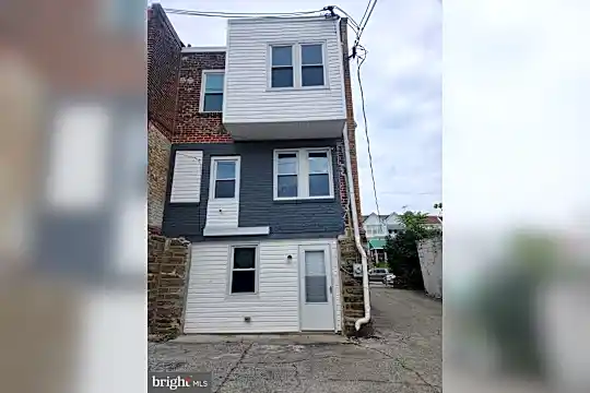 5734 Haddington Ln Photo 2