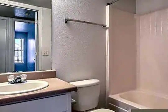 2030 Prospector Ct Photo 2