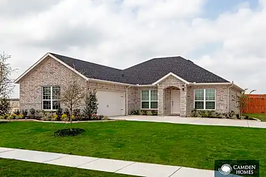 1467 Streamside Dr Photo 1
