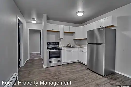 279 Sullivan St Photo 2