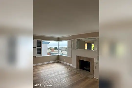 701 Cliff Drive Photo 1