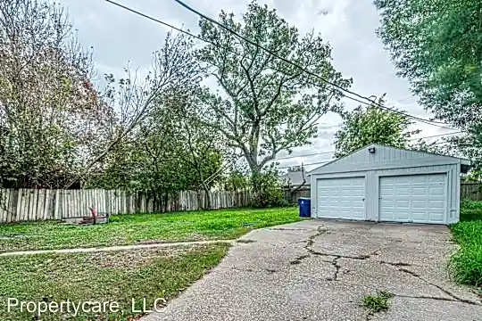 1209 2nd Ave N Photo 2
