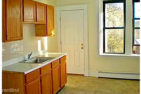 1682 Commonwealth Ave Photo 2