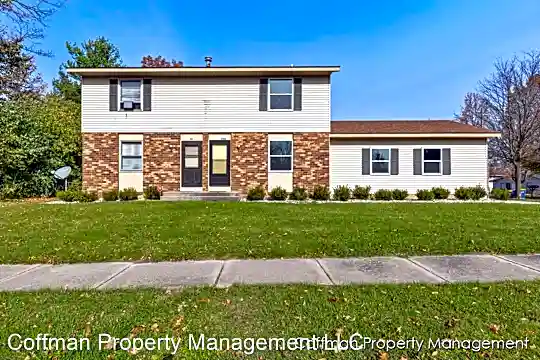 2511 Ridgefield Dr NE Photo 1